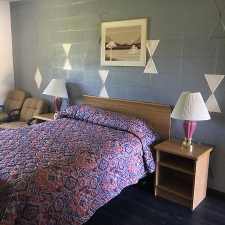 Budget Inn Motel Уудбърн Екстериор снимка
