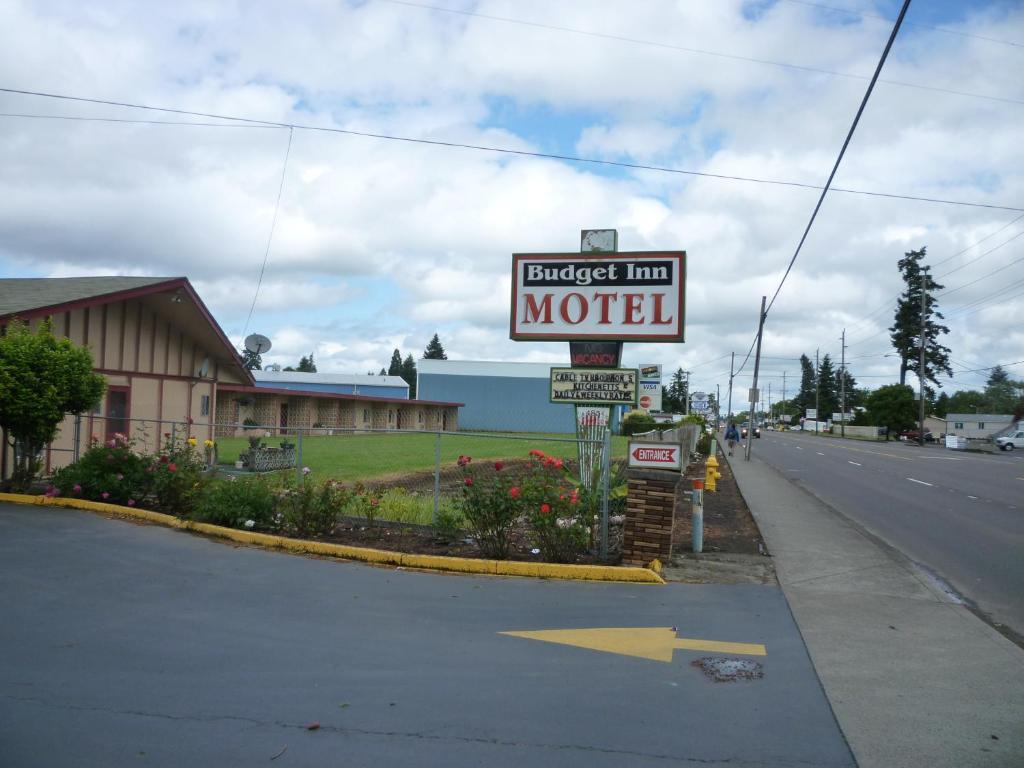 Budget Inn Motel Уудбърн Екстериор снимка