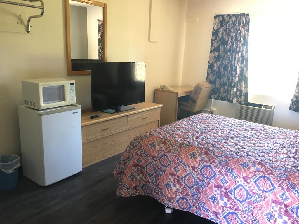 Budget Inn Motel Уудбърн Екстериор снимка