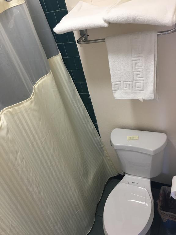 Budget Inn Motel Уудбърн Екстериор снимка